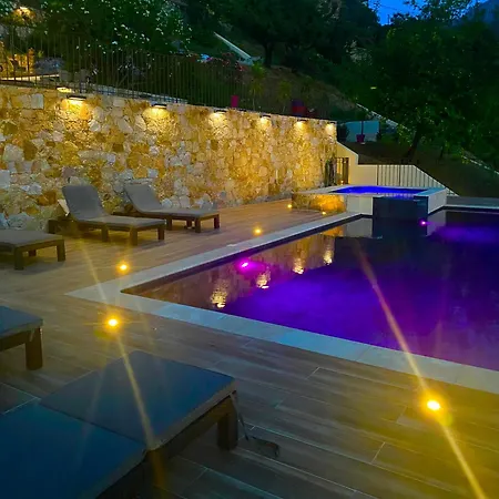 A Funtana Montestremo, Balagne, Haute Corse *