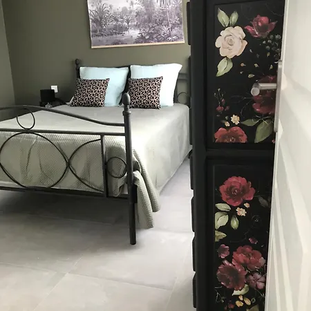 A Funtana Montestremo, Balagne, Haute Corse * Manso