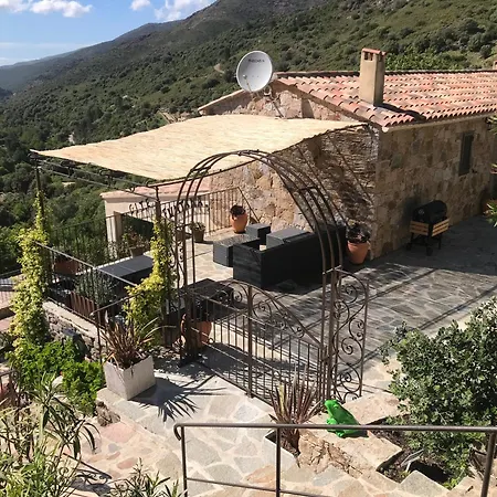 A Funtana Montestremo, Balagne, Haute Corse Manso