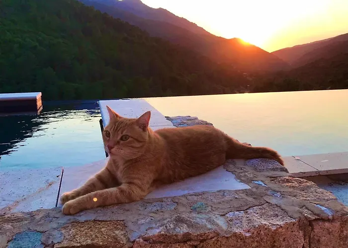 Tatil Evi A Funtana Montestremo, Balagne, Haute Corse *