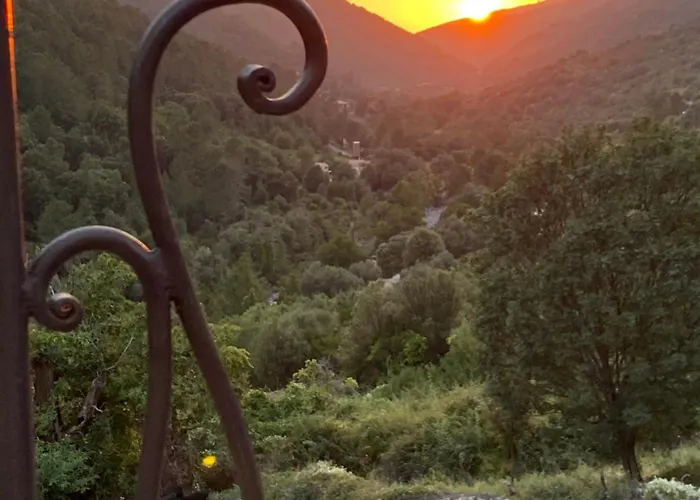 A Funtana Montestremo, Balagne, Haute Corse Manso