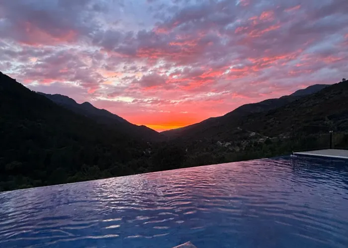 Tatil Evi A Funtana Montestremo, Balagne, Haute Corse *